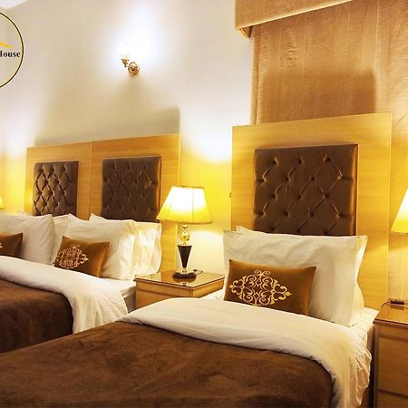 イスラマバード Grand Peace House II Bed & Breakfast エクステリア 写真