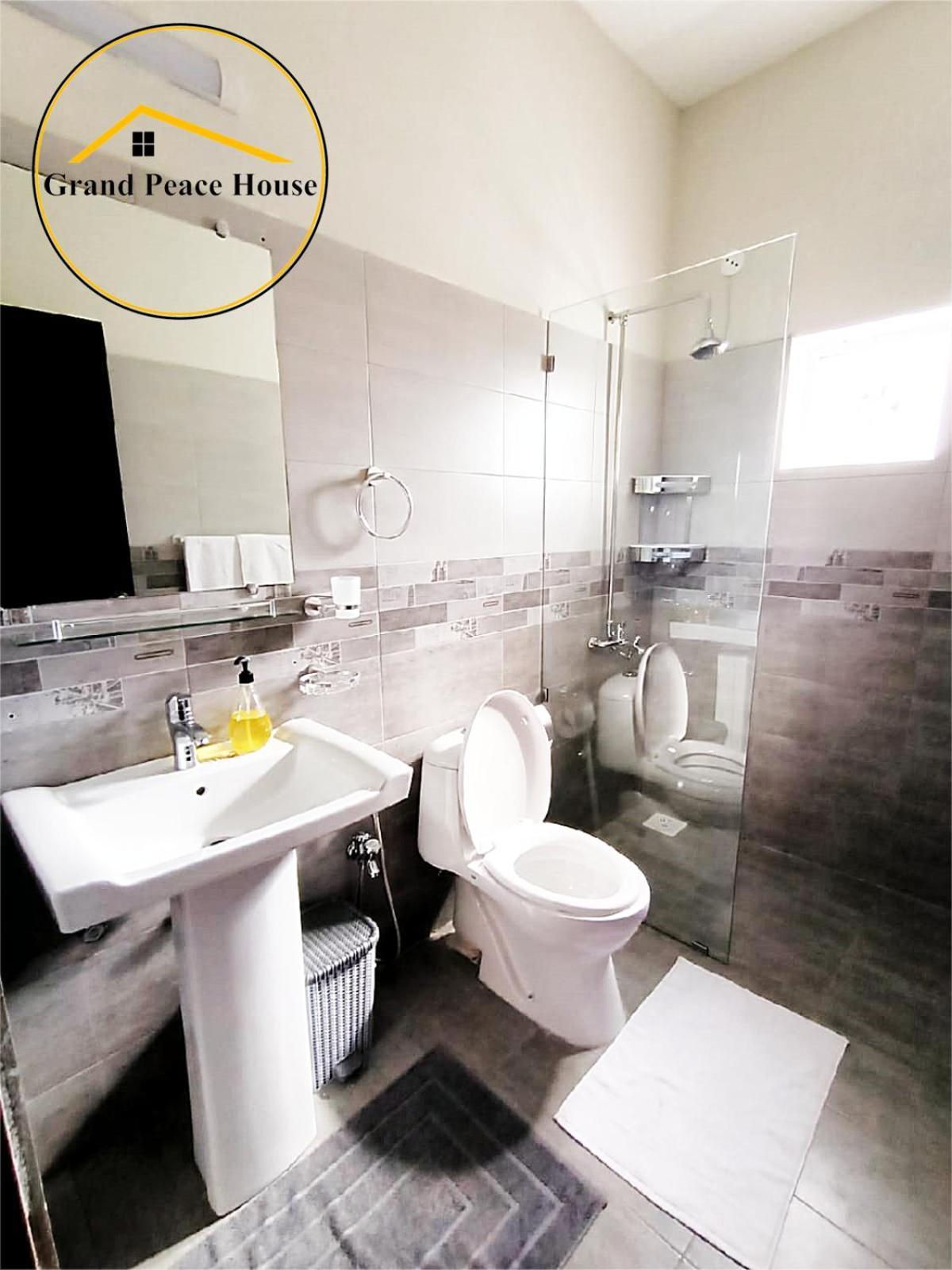 イスラマバード Grand Peace House II Bed & Breakfast エクステリア 写真