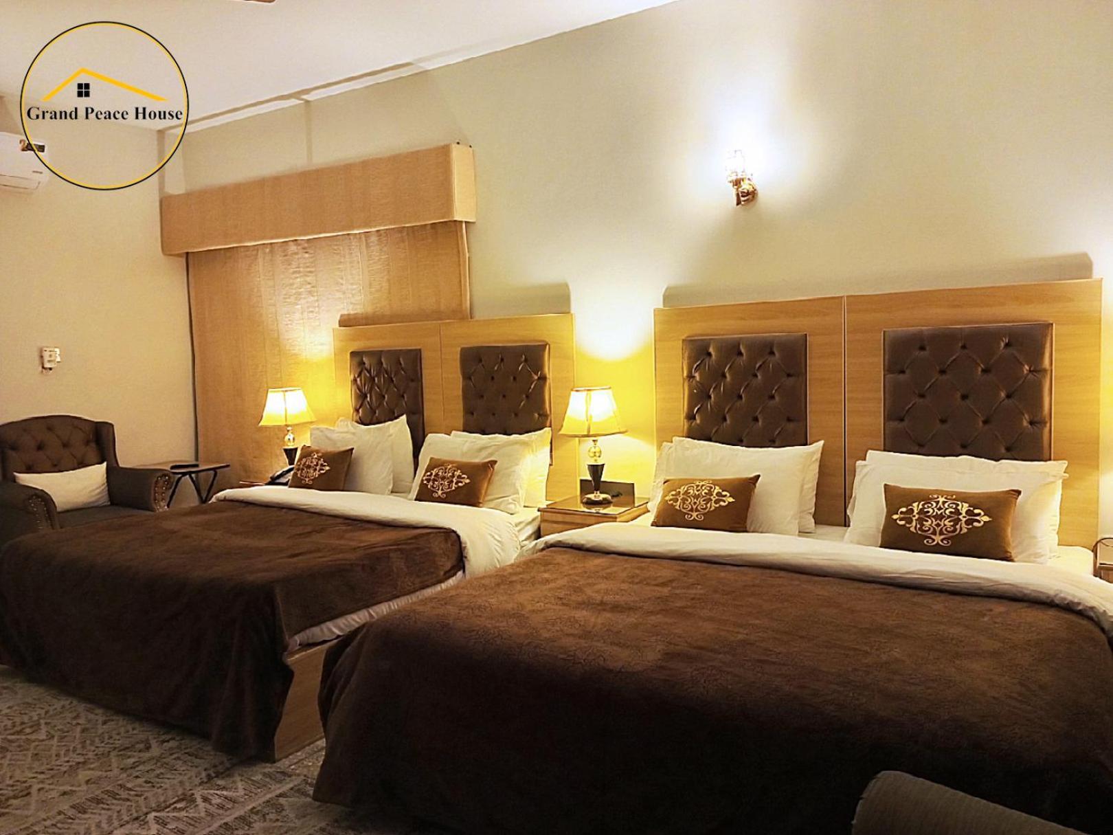 イスラマバード Grand Peace House II Bed & Breakfast エクステリア 写真
