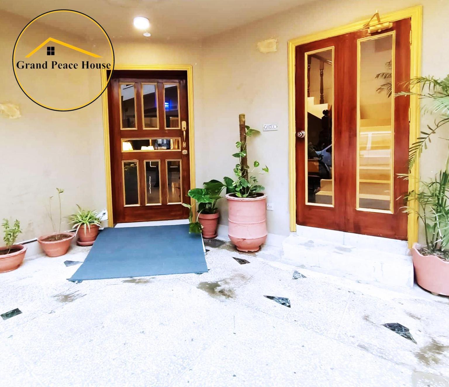 イスラマバード Grand Peace House II Bed & Breakfast エクステリア 写真