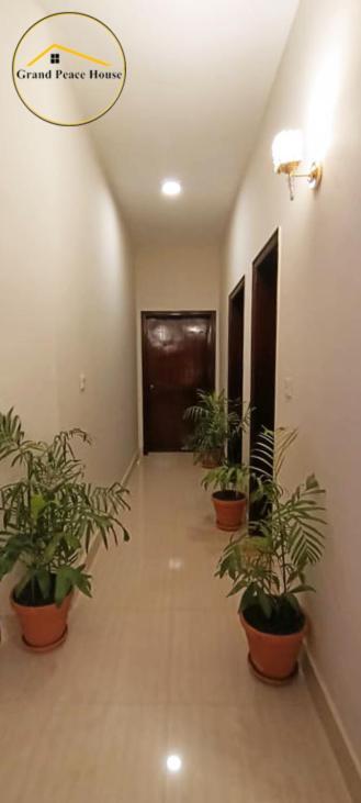 イスラマバード Grand Peace House II Bed & Breakfast エクステリア 写真