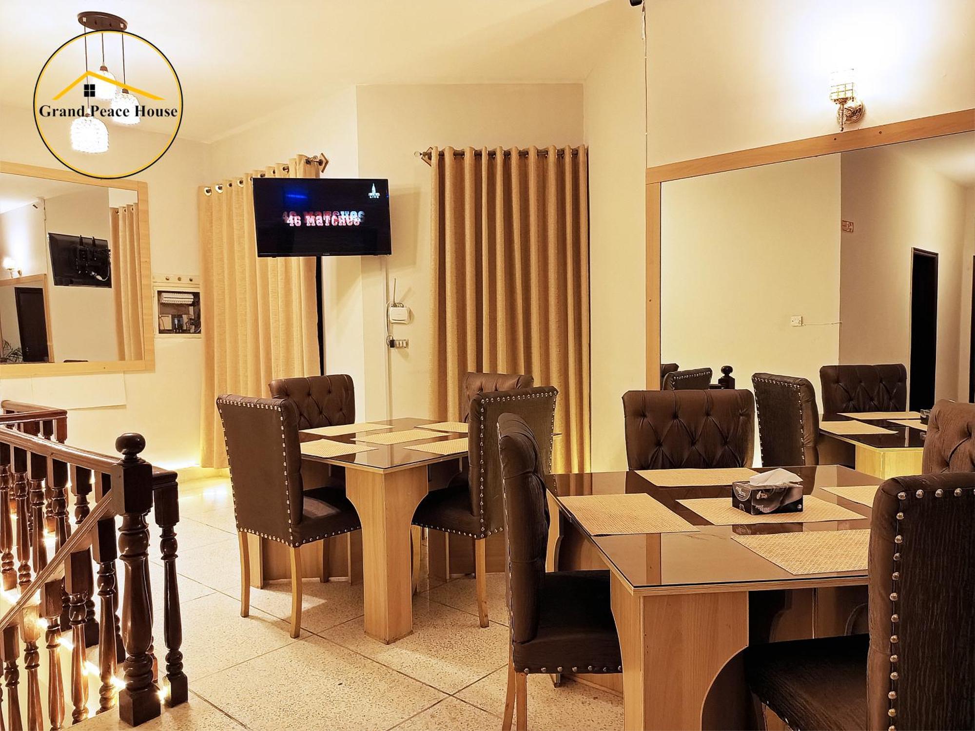 イスラマバード Grand Peace House II Bed & Breakfast エクステリア 写真