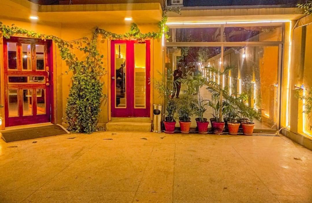 イスラマバード Grand Peace House II Bed & Breakfast エクステリア 写真