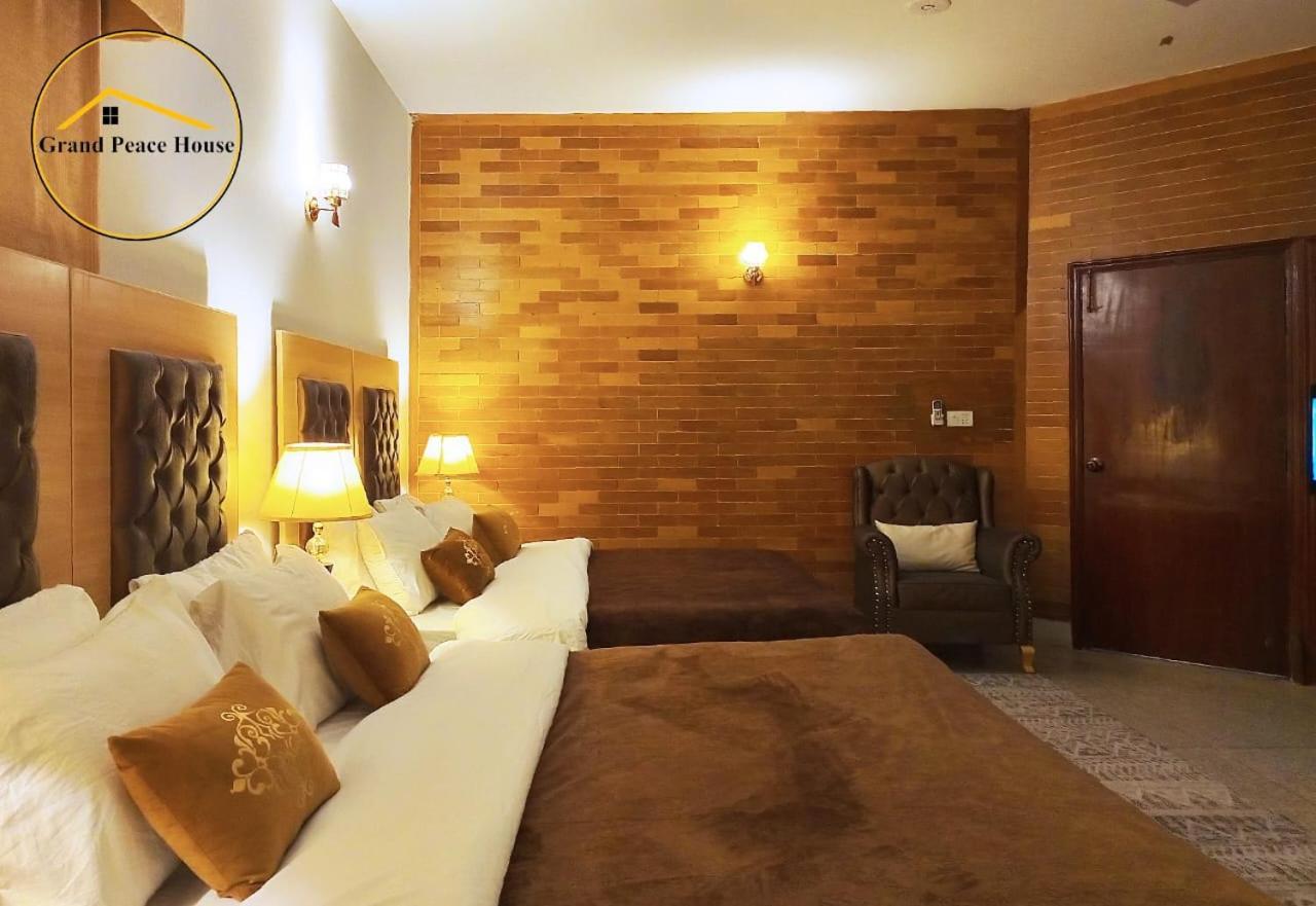 イスラマバード Grand Peace House II Bed & Breakfast エクステリア 写真